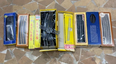 VTG HO Scale ATLAS & TYCO ELECTRIC TRAIN TRACK LOT - Image 1 of 4