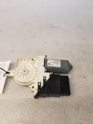 2009 2014 Volkswagen Jetta - RH Rear Glass Motor - 1K0959704AH  - Image 1 of 4