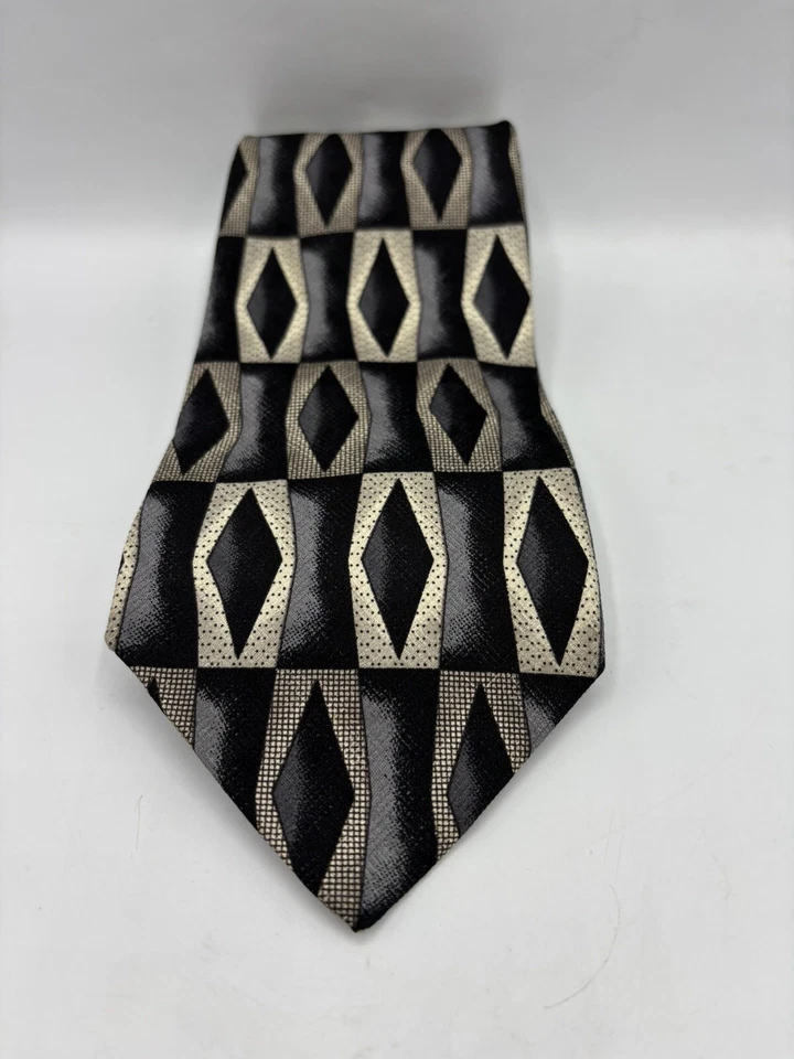 Corbata de seda negra beige patrón geométrico hecha en Italia Foto 1 de 4