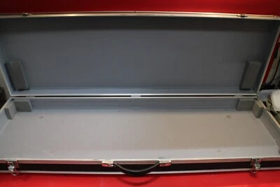 USED Roland Hard Case For Keyboard Synthesizer Digital Piano etc. U2532 250312 - Image 1 of 4