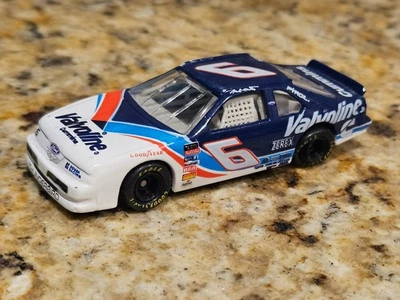 1995 Mark Martin NASCAR #6 'Valvoline' Ford Thunderbird  - Loose - 1/64 Scale - Image 1 of 2