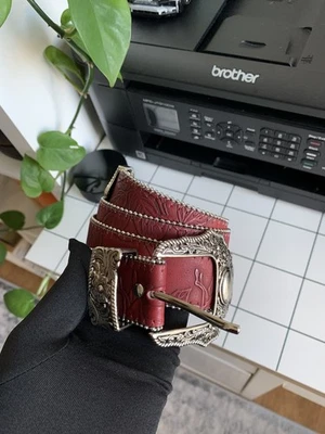 Cinturón Vaquero Occidental Estilo Vintage Rojo Vino Floral Cuero Grabado Foto 1 de 4