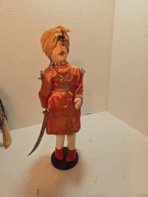Muñeca Maharaja Vintage De India Marca Khilowna 11 1/2" Ropa Tradicional Foto 1 de 4