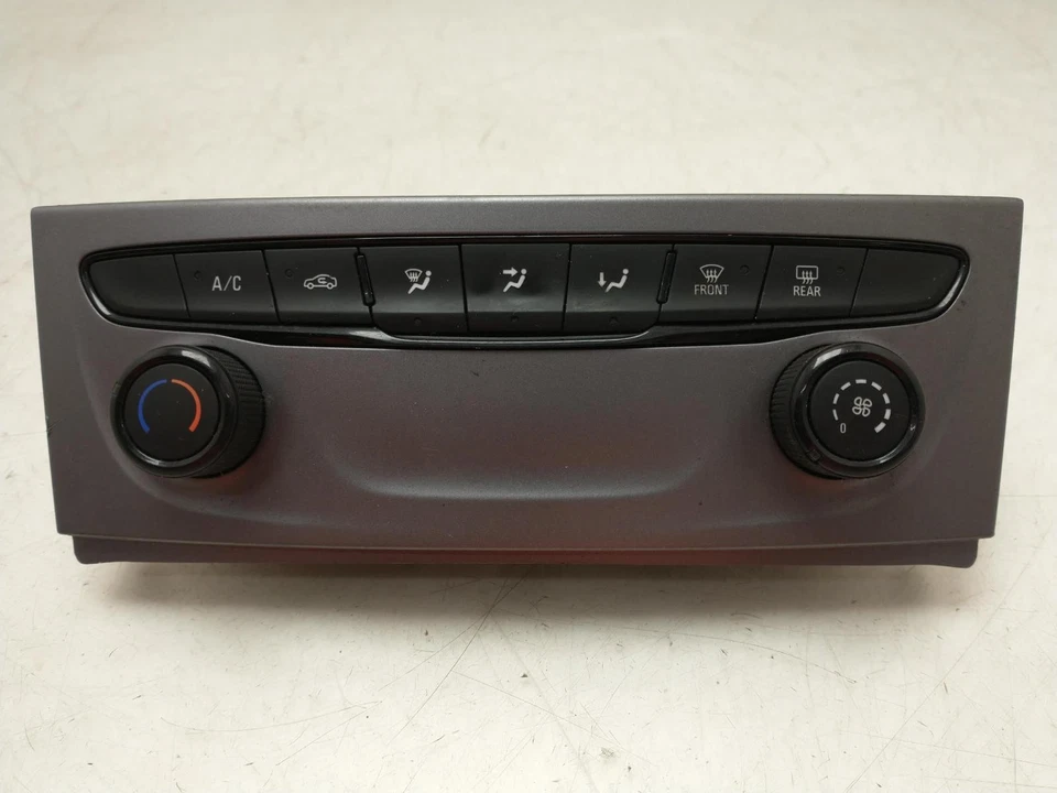 VAUXHALL ASTRA HEATER AC CLIMATE CONTROLS  15-21 - Image 1 of 4