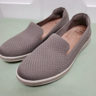 Zapatos planos cómodos sin cordones Earth Origins para mujer 7M Berit gris Foto 1 de 4