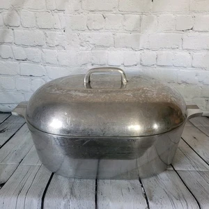 Vintage Magnalite GHC USA 19 9/16 X 18 5/8" 12 Quart Pot Dutch Oven With Trivet - Picture 1 of 16