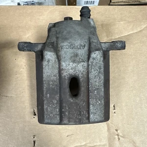 TOYOTA PRIUS 2003-2009 Brake CALIPER FRONT Right PASSENGER SIDE - Picture 1 of 2