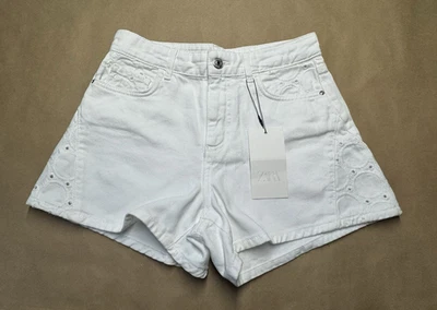 Pantalones cortos de mezclilla blancos para mujer Zara talla 34 EE. UU. 2 Art 1889/077/250 nuevos con etiquetas verano Foto 1 de 4