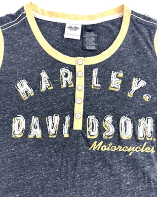 Camisa Harley-Davidson Genuina Para Mujer Gris Amarillo Henley Camiseta Retro Montar Talla L Foto 1 de 4