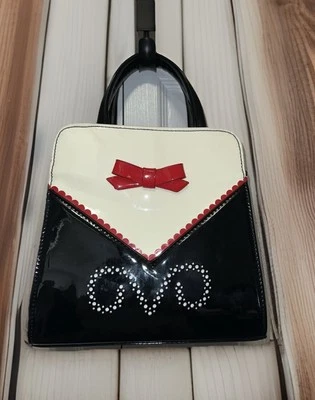 Cartera Dancing Days By Banned años 50 americana vintage charol brillante roja negra Foto 1 de 4