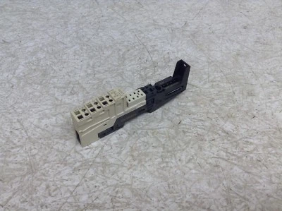 Siemens TM-P15C23-A0 Terminal Module 6ES7 193-4CD30-0AA0 6ES7193-4CD30-0AA0 - Image 1 of 4