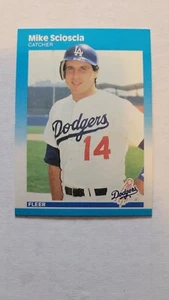 1987 FLEER MIKE SCIOSCIA #454 NM  - Picture 1 of 1