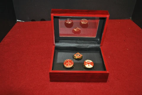 BOSTON RED SOX ** BABE RUTH ** RING SET Cover