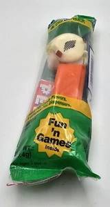 Vintage 1990s Star Wars Luke Skywalker Pez Dispenser in Original Packaging Green - Picture 1 of 4