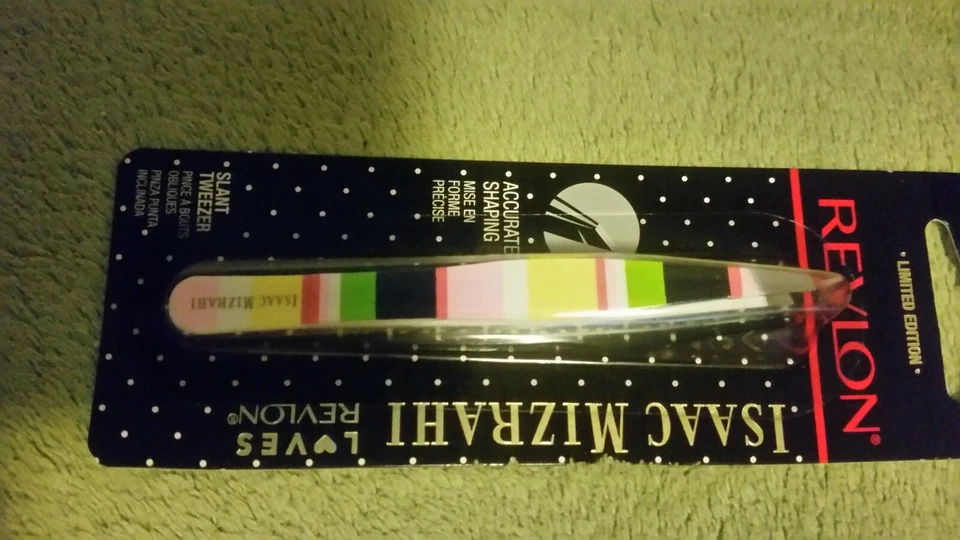 SLANT TWEEZER REVLON -Isaac Mizrahi - Image 1 of 1