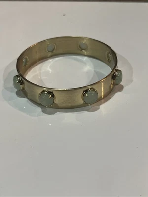 Brazalete Banda Ancha 8 Piedras Tachonado Tono Dorado Aqua Calcedonia Foto 1 de 4