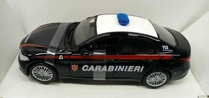 BURAGO 1:24 AUTO DIE CAST ALFA ROMEO GIULIA CARABINIERI ART 01272 - Foto 1 di 2