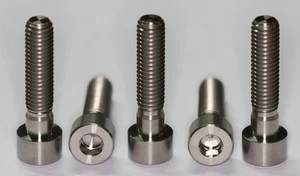 5 x Titan Gr. 5 Schrauben / Titanium Gr. 5 screws DIN 912 M8 x 25* - Bild 1 von 1