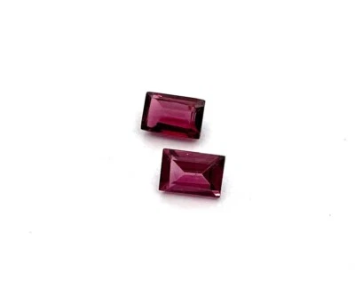 Natural Rose Garnet Baguette Cut Loose Gemstone 2 Pcs 4*6 MM 1.40 CT - Image 1 of 4
