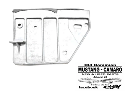 Soporte de montaje trasero de vidrio ventana puerta Ford Torino GT 1968-1969 - pasajero Foto 1 de 4