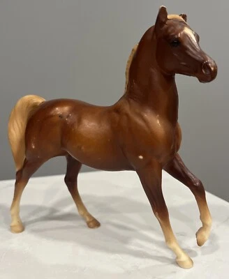 Vintage 1999s Breyer Classic Arabian Stallion Sorrel Collectible Horse USA Mark - Image 1 of 4