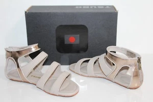 Tsubo 1007358 Barbra 5.5 Women Metallic Leather Sandle Shoes Cement Gold US 5.5 - Picture 1 of 5