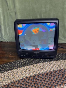 Magnavox 13” SDTV CD130MW9 DVD Combo A/V Input Retro CRT Gaming Works-NO REMOTE - Picture 1 of 6