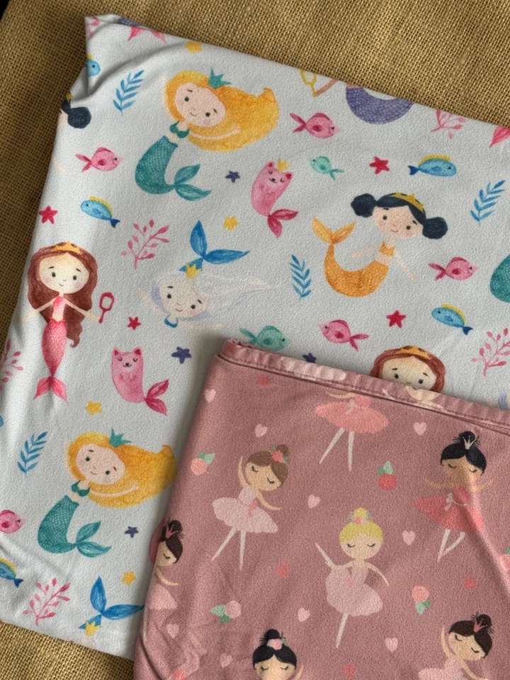 2 mantas de bebé Caden Lane * sirenas y bailarinas Foto 1 de 3