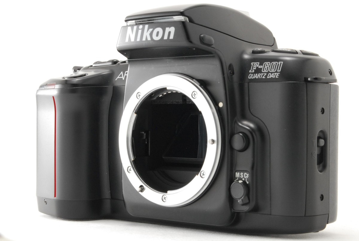 Nikon F601 とAF zoom35-70mm Nikon F-601 - Camera – Kamerastore