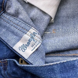 Vintage 1960s Wrangler Blue Denim Jeans bell Made In USA Zipper Cowboy sz 26x28 - Picture 1 of 9