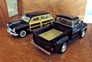 1949 Ford Woody 1/40 & 1956 Ford F150 Pickup ~ 1/38 Scale ~ Kinsmart - Picture 1 of 7
