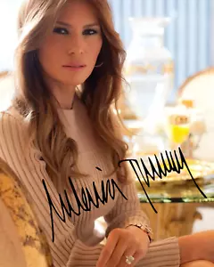 RARO Melania Trump 8x10 Foto Firmada Reimpresión Alto Brillo Calidad Profesional - Imagen 1 de 1