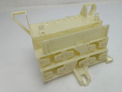 2005 BMW 325i 325xi 330xi 330i 325ci E46 кронштейн перчаточного ящика для модуля 61356902269 - Изображение 1 из 4