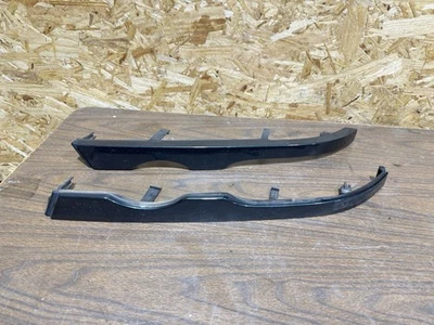 BMW E46 330CI 2003 conductor izquierdo derecho debajo del faro moldura OEM Foto 1 de 4