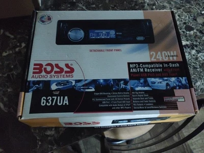 New Boss MP3- Compatible in-Dash Am/FM receiver  240W - Image 1 of 4
