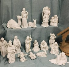 Avon Nativity Collectible porcelain figure set - 20 pcs. Hanging Angel Included!
