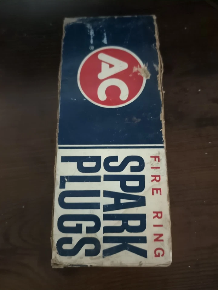 Bujías AC Delco anillo verde original 84TS 5612150 - Ford - cantidad 8 Foto 1 de 4