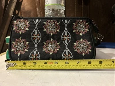 Bolso de Viaje SAKS FIVE AVENUE Cosmético Maquillaje Bolso sin asas Cartera Bordada Negro Cremallera Foto 1 de 3