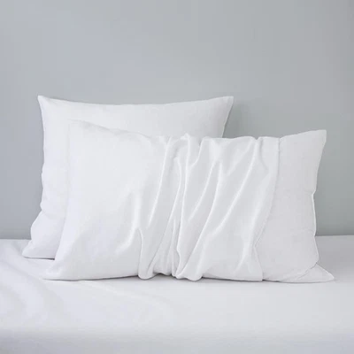 NWT Yves Delorme Cotton Sateen ONE QUEEN Pillow Protector White 20” By 30” - Image 1 of 3