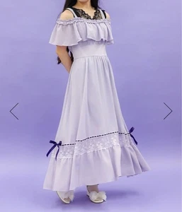 Vestido largo con volantes y hombros descubiertos poético de Japón casi nuevo Axes para mujer - Imagen 1 de 5