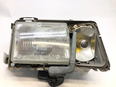 Conjunto de faros de pasajero derecho Mercedes 300D/E W124 1986-1993 *ajuste roto* Foto 1 de 4