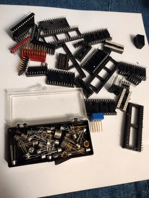  Lote De Semi Transistores De Colección Contenido Dorado No Buscado. Piezas mixtas  Foto 1 de 4