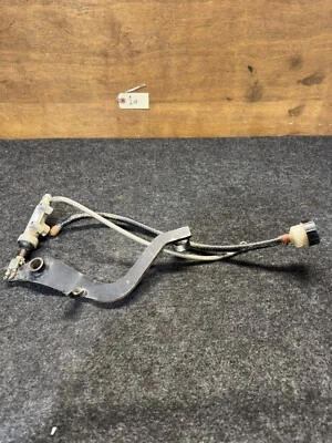 07 Polaris Outlaw 525 Rear Brake Cylinder & Lever  - Image 1 of 4