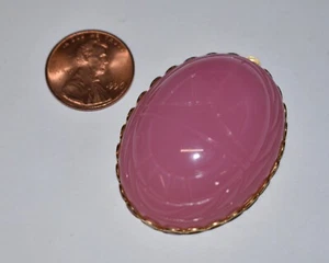 VINTAGE RETRO PLASTIC OVAL PENDANT • PINK SCARAB • 48x38mm • LARGE - Picture 1 of 2