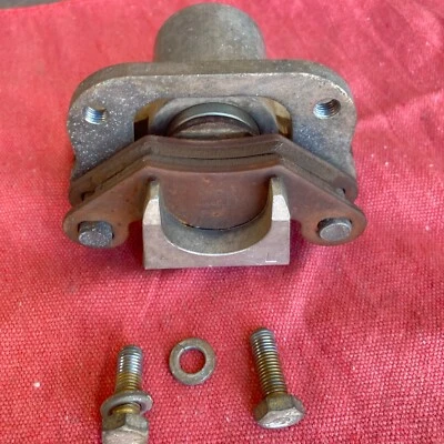 Pinza de freno delantera izquierda Polaris Xpress 300 1998 Foto 1 de 4