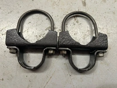 Soportes de montaje de barra estabilizadora diferencial trasero Camaro Firebird 93-02 LS1 LT1 Foto 1 de 3