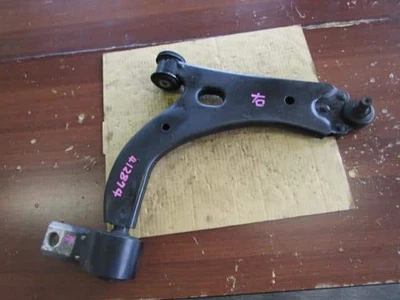 Brazo de control inferior delantero derecho MAZDA Demio 2005 DBA-DY3W [usado] [PA83849692] Foto 1 de 4