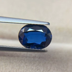 2.28CTS_ EXCELLENT ROYAL BLUE HUE UNHEATED 100% NATURAL KYANITE GEMSTONE - Picture 1 of 2