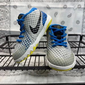 Nike Kyrie 1 TD Wings azul/gris/amarillo neón 717223-101 niño pequeño talla 6C - Imagen 1 de 9