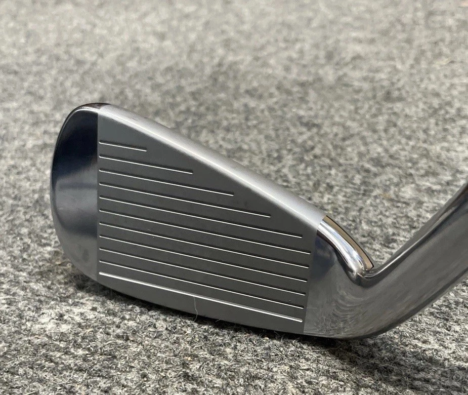 Cleveland 588 MT Mid-Trajectory 4 Iron RH | 40” Steel Traction 85 Stiff MCC4+ - Image 1 of 4